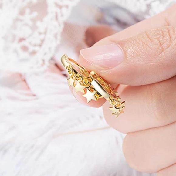 NEW EARRINGS GOLD STAR HOOP EARRINGS - Picture 4 of 6